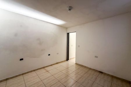 Quarto 1 de casa para alugar com 1 quarto, 80m² em Chácara Mafalda, São Paulo