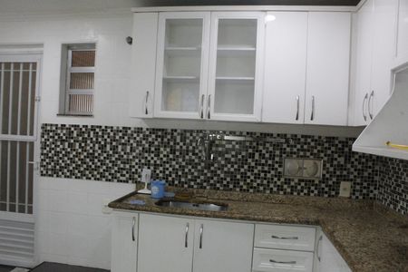 Apartamento à venda com 190m², 3 quartos e 2 vagasCozinha