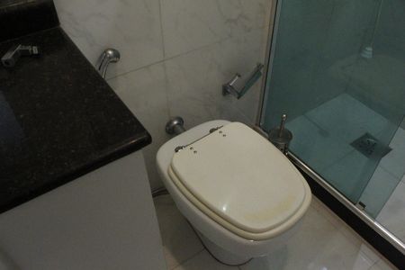 Apartamento à venda com 190m², 3 quartos e 2 vagasBanheiro Social