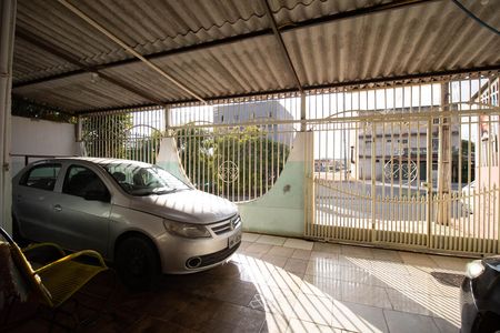 Garagem de casa à venda com 3 quartos, 100m² em Recanto das Emas, Brasília