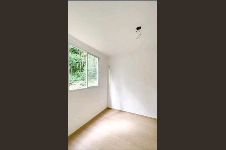 Quarto de apartamento para alugar com 2 quartos, 39m² em Rio do Ouro, São Gonçalo