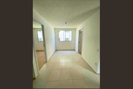 Sala de apartamento para alugar com 2 quartos, 39m² em Rio do Ouro, São Gonçalo