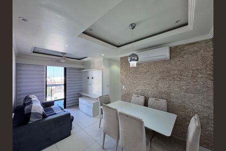 Sala de apartamento para alugar com 3 quartos, 80m² em Recreio dos Bandeirantes, Rio de Janeiro