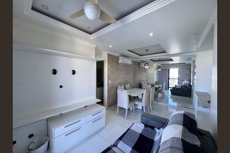 Sala de apartamento para alugar com 3 quartos, 80m² em Recreio dos Bandeirantes, Rio de Janeiro