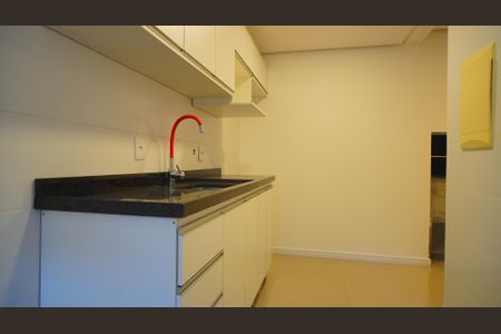 Apartamento para alugar com 76m², 2 quartos e 2 vagasCozinha 