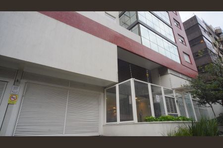 Apartamento para alugar com 76m², 2 quartos e 2 vagasFachada