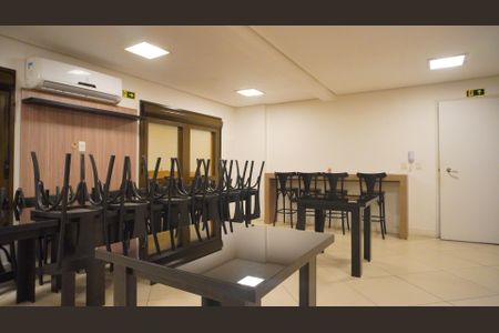 Apartamento para alugar com 76m², 2 quartos e 2 vagasÁrea comum - Salão de festas