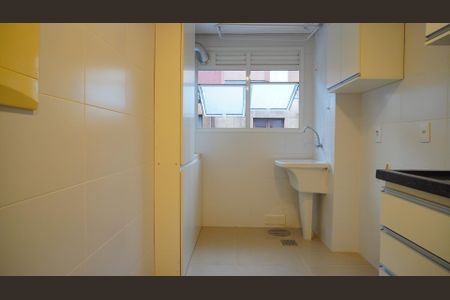 Apartamento para alugar com 76m², 2 quartos e 2 vagasCozinha 