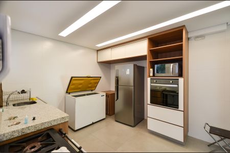 Apartamento para alugar com 132m², 4 quartos e 2 vagas Apartamento para alugar com 132m², 4 quartos e 2 vagasÁrea comum - Salão de festas