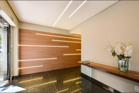 Apartamento para alugar com 132m², 4 quartos e 2 vagas Apartamento para alugar com 132m², 4 quartos e 2 vagasHall de Entrada