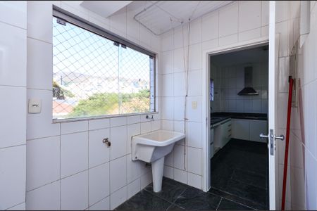 Apartamento para alugar com 132m², 4 quartos e 2 vagas Apartamento para alugar com 132m², 4 quartos e 2 vagasÁrea de Serviço
