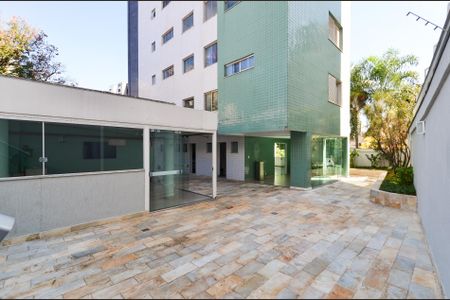 Apartamento para alugar com 132m², 4 quartos e 2 vagas Apartamento para alugar com 132m², 4 quartos e 2 vagasÁrea comum