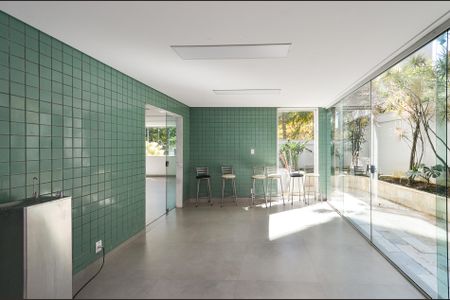 Apartamento para alugar com 132m², 4 quartos e 2 vagas Apartamento para alugar com 132m², 4 quartos e 2 vagasÁrea comum - Churrasqueira