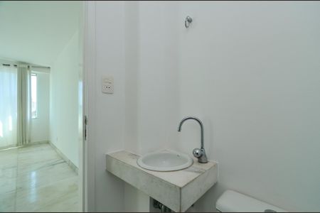 Apartamento para alugar com 132m², 4 quartos e 2 vagas Apartamento para alugar com 132m², 4 quartos e 2 vagasLavabo