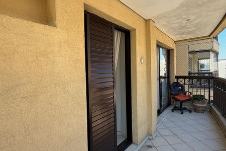 Apartamento para alugar com 150m², 2 quartos e 1 vagaVaranda