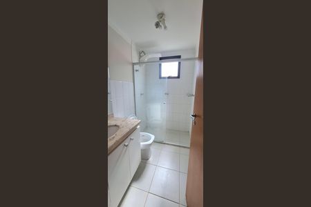 Banheiro da Suíte de apartamento para alugar com 2 quartos, 75m² em Jardim Botânico, Ribeirão Preto