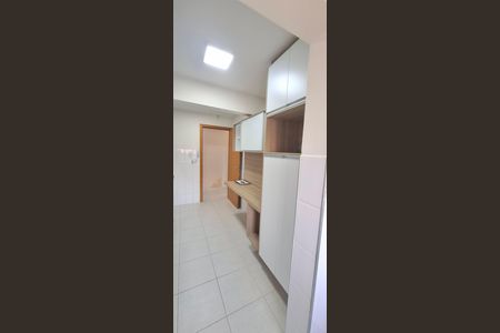 Apartamento para alugar com 75m², 2 quartos e 2 vagasCozinha e Área de Serviço