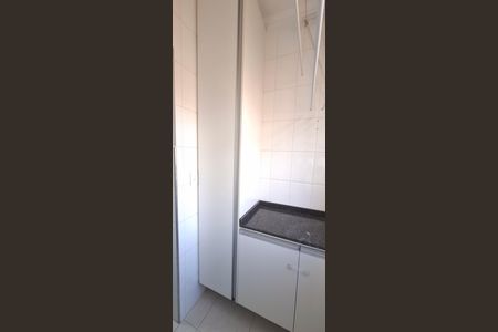 Apartamento para alugar com 75m², 2 quartos e 2 vagasCozinha e Área de Serviço