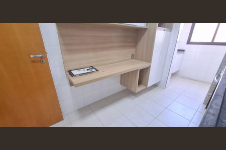 Cozinha e Área de Serviço de apartamento para alugar com 2 quartos, 75m² em Jardim Botânico, Ribeirão Preto