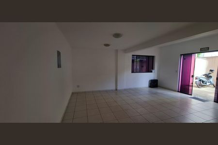 Apartamento para alugar com 75m², 2 quartos e 2 vagasÁrea comum - Salão de festas