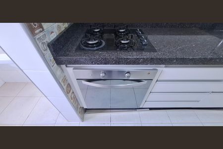 Cozinha e Área de Serviço de apartamento para alugar com 2 quartos, 75m² em Jardim Botânico, Ribeirão Preto