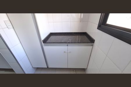Apartamento para alugar com 75m², 2 quartos e 2 vagasCozinha e Área de Serviço