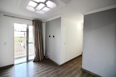 Sala  de apartamento para alugar com 2 quartos, 49m² em Jardim Sao Miguel, Ferraz de Vasconcelos