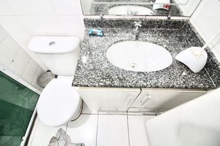 Banheiro  de apartamento para alugar com 2 quartos, 49m² em Jardim Sao Miguel, Ferraz de Vasconcelos