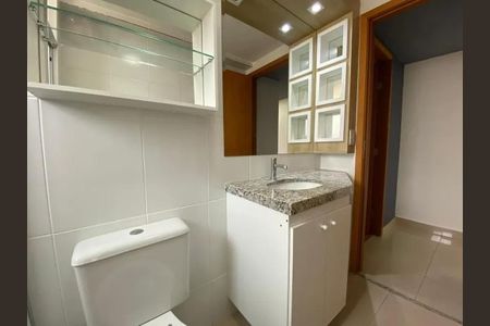 Banheiro de apartamento para alugar com 3 quartos, 130m² em Buritis, Belo Horizonte