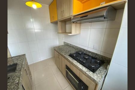 Cozinha de apartamento para alugar com 3 quartos, 130m² em Buritis, Belo Horizonte