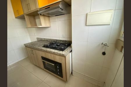 Cozinha de apartamento para alugar com 3 quartos, 130m² em Buritis, Belo Horizonte