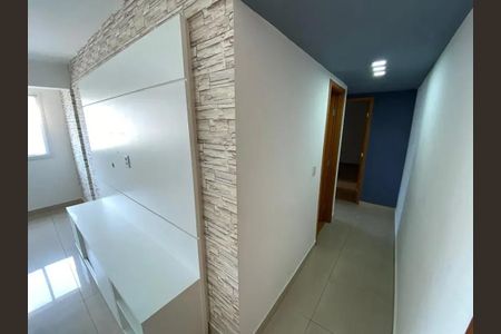 Corredor de apartamento para alugar com 3 quartos, 130m² em Buritis, Belo Horizonte