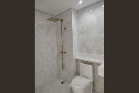 Banheiro de apartamento à venda com 2 quartos, 46m² em Piratininga, Osasco