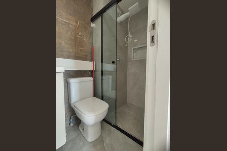 Banheiro - torneira de apartamento para alugar com 2 quartos, 37m² em Vila Nair, São Paulo
