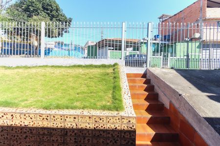 Entrada de casa para alugar com 3 quartos, 108m² em Itaim Paulista, São Paulo