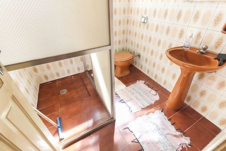 Banheiro de casa para alugar com 3 quartos, 108m² em Itaim Paulista, São Paulo