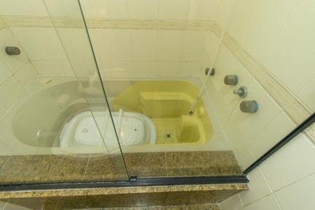Apartamento à venda com 88m², 2 quartos e 1 vagaBanheiro da Suite
