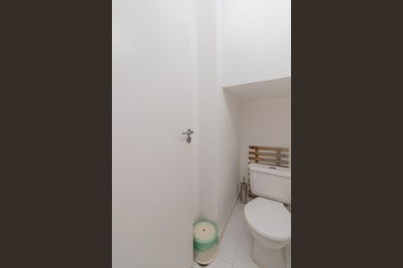 Casa de condomínio à venda com 154m², 3 quartos e 4 vagas Casa de condomínio à venda com 154m², 3 quartos e 4 vagasLavabo