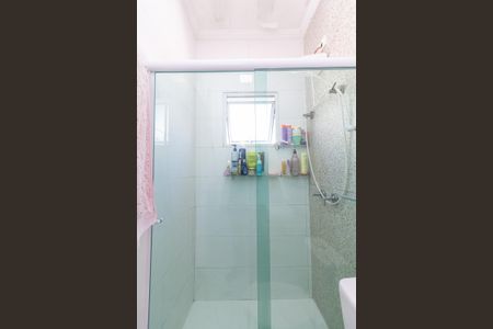 Casa de condomínio à venda com 154m², 3 quartos e 4 vagas Casa de condomínio à venda com 154m², 3 quartos e 4 vagasBanheiro da Suíte