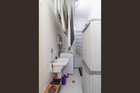 Casa de condomínio à venda com 154m², 3 quartos e 4 vagas Casa de condomínio à venda com 154m², 3 quartos e 4 vagasÁrea de Serviço