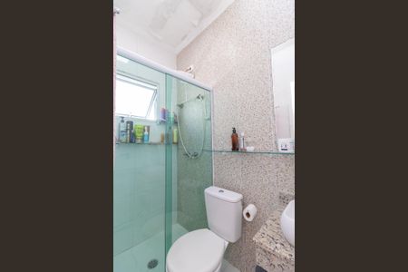 Casa de condomínio à venda com 154m², 3 quartos e 4 vagas Casa de condomínio à venda com 154m², 3 quartos e 4 vagasBanheiro da Suíte