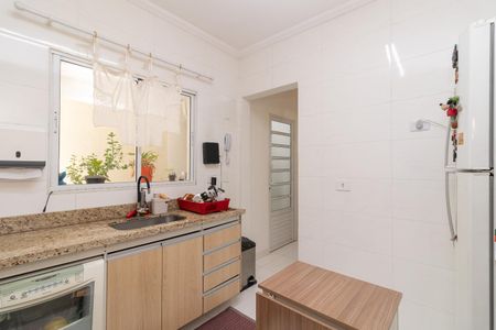Casa de condomínio à venda com 154m², 3 quartos e 4 vagas Casa de condomínio à venda com 154m², 3 quartos e 4 vagasCozinha