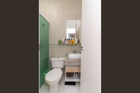 Casa de condomínio à venda com 154m², 3 quartos e 4 vagas Casa de condomínio à venda com 154m², 3 quartos e 4 vagasBanheiro 2
