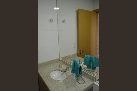 Apartamento para alugar com 145m², 3 quartos e 3 vagasLavabo