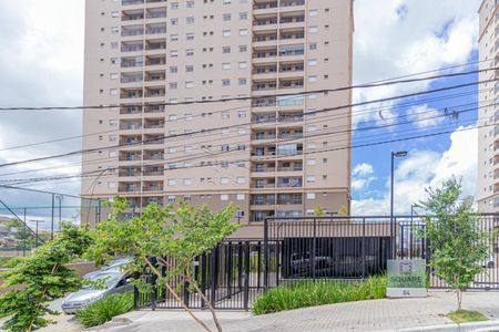 Fachada de apartamento para alugar com 2 quartos, 60m² em Jardim das Belezas, Carapicuíba
