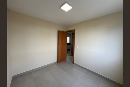 Foto 05 de apartamento à venda com 2 quartos, 51m² em Jardim Esmeraldina, Campinas