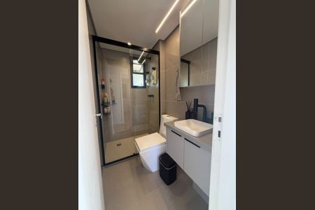 Apartamento à venda com 65m², 3 quartos e 2 vagas Apartamento à venda com 65m², 3 quartos e 2 vagasBanheiro