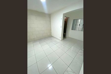 Suíte de casa à venda com 2 quartos, 130m² em Jardim Edilene, São Paulo