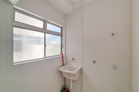 Apartamento à venda com 65m², 2 quartos e 1 vaga Apartamento à venda com 65m², 2 quartos e 1 vagaCozinha e Área de Serviço
