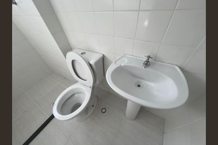 Banheiro da Suíte de apartamento à venda com 2 quartos, 50m² em Vila Andrade, São Paulo